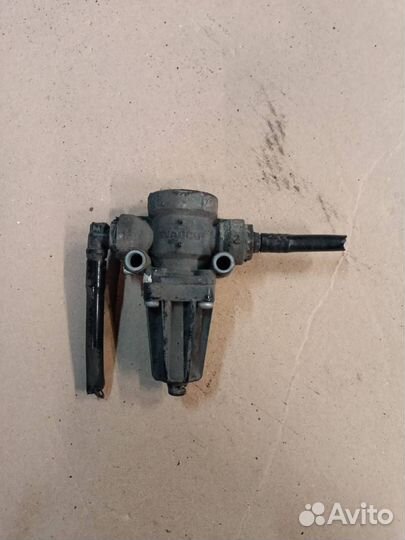 Клапан ограничения давления MAN TGX 2008