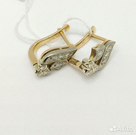 Золотые серьги с камнем