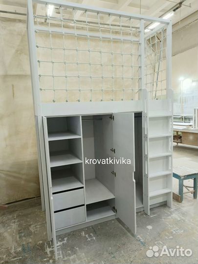 Детская кровать чердак домик со шкафом снизу