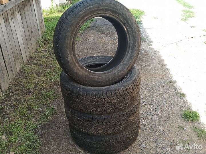 Hankook Winter I'Cept IZ2 195/60 R15