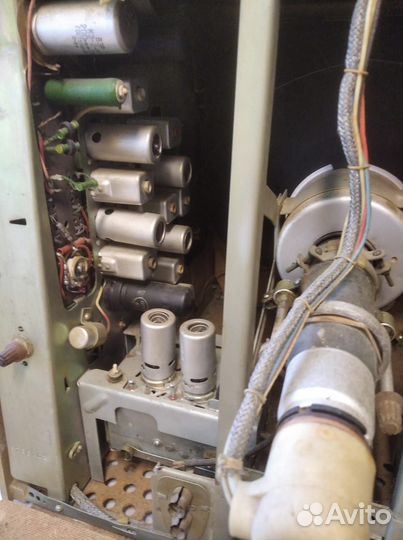 Телевизор Рекорд 12