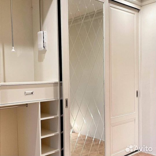 Встроенный шкаф