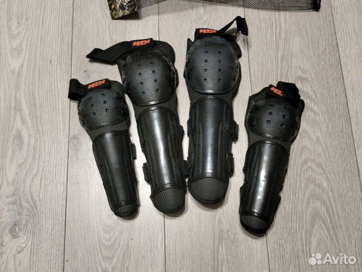 Набор наколенников и налокотников KTM новый