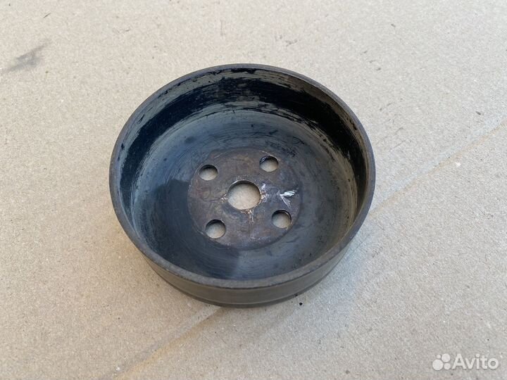 Шкив помпы Ford Focus 2 1,6