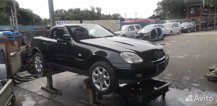 Ручка кпп A2022670537 на Mercedes-Benz Slk-Class R