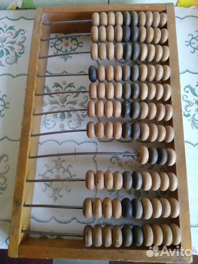 Счеты деревянные