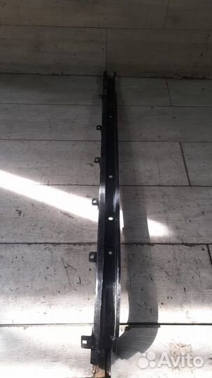 Кронштейн левый Peugeot Traveller