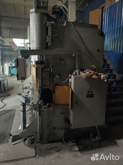 1430Б-02 Пресс листогибочный гидравлический