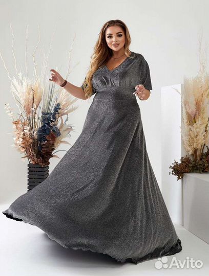 Шикарное вечернее платье в пол большого размера