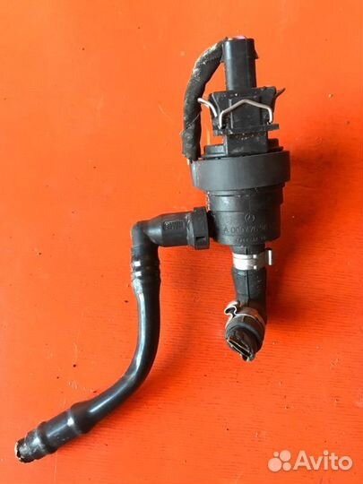 Клапан вентиляции топливного бака Mercedes Benz