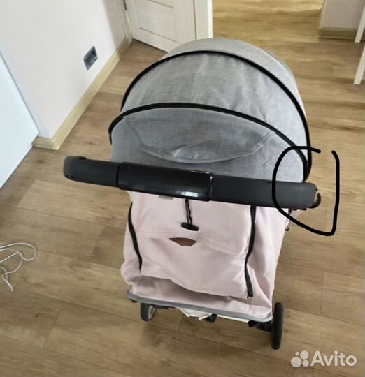 Прогулочная коляска для девочки