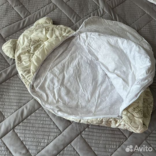 Конверт на выписку в коляску для новорожденных