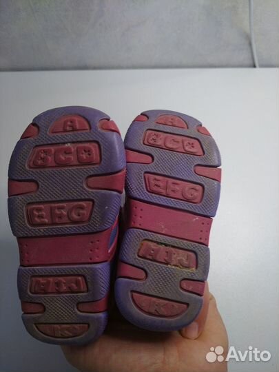 Кроссовки для девочек