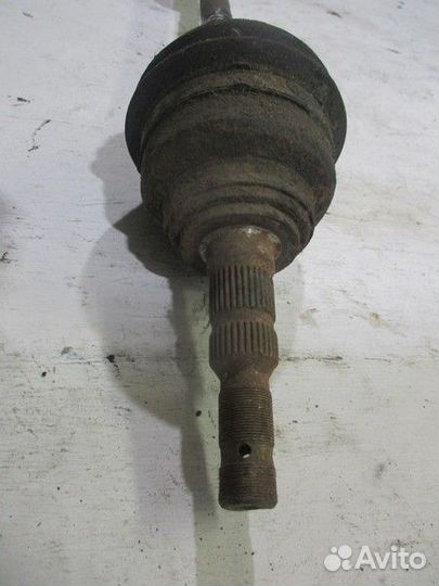 Привод передний правый