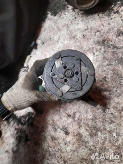 Компрессор кондиционера polo 5 cfna