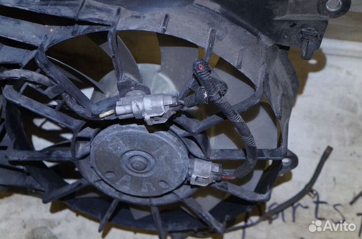 Диффузор вентилятора Lexus IS