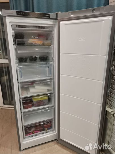 Морозильный шкаф камера Indesit DFZ 5175 S