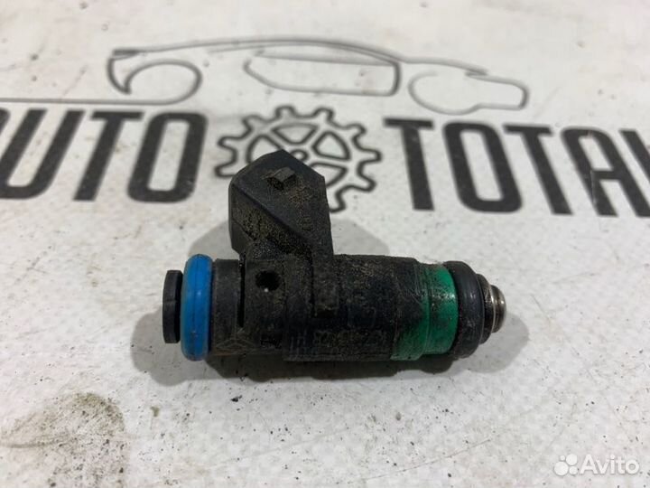 Форсунка топливная Nissan Almera G15 2016