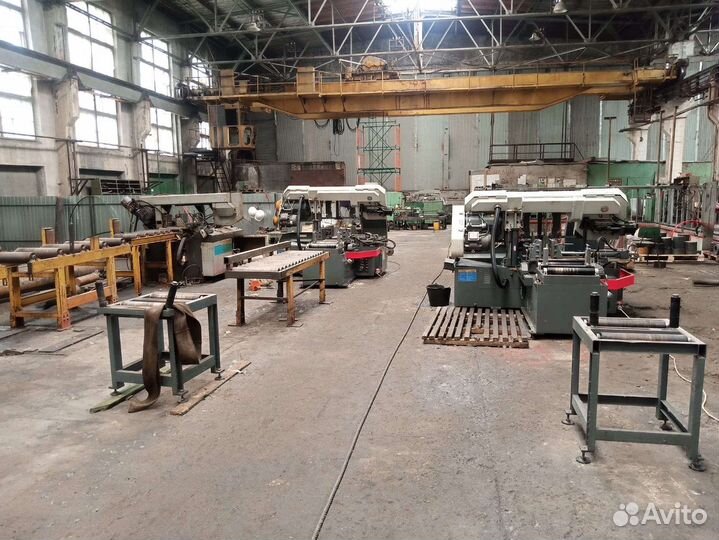 Резка металла на ленточной пиле