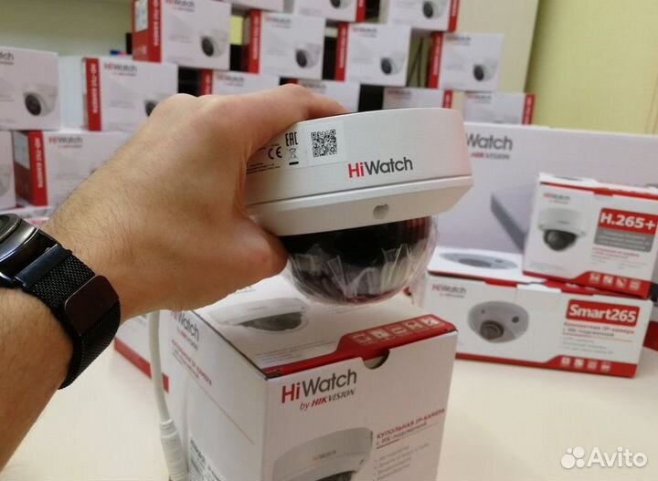 Дальнозоркая IP камера HiWatch DS-I458Z