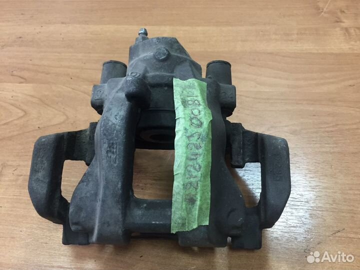 Суппорт задний левый Mercedes E-Class 2009-2016