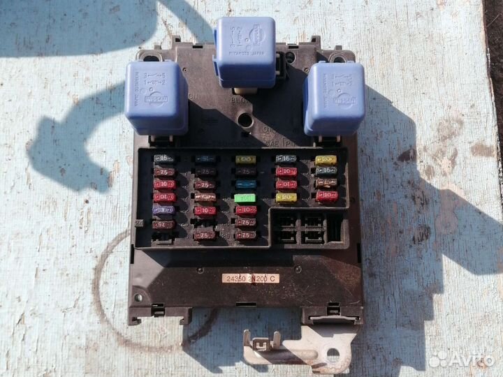 Блок предохранителей Nissan Pulsar FN15