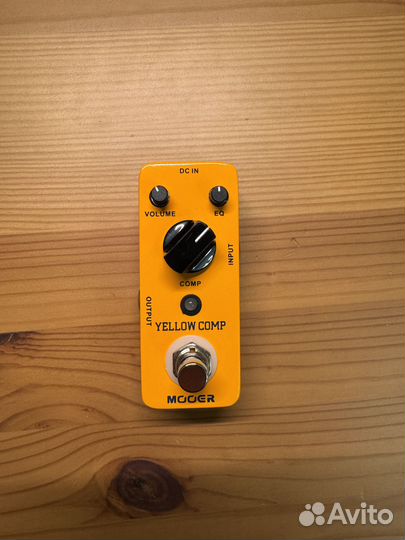 Педаль эффектов компрессор Mooer Yellow Comp