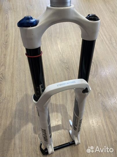 Вилка RockShox Revelation 27.5 150 (не буст)