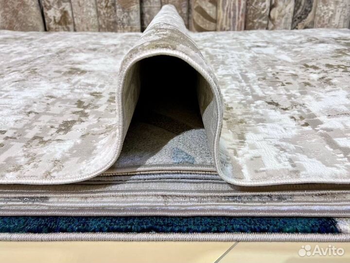 Ковер 1,6*2,3 новый