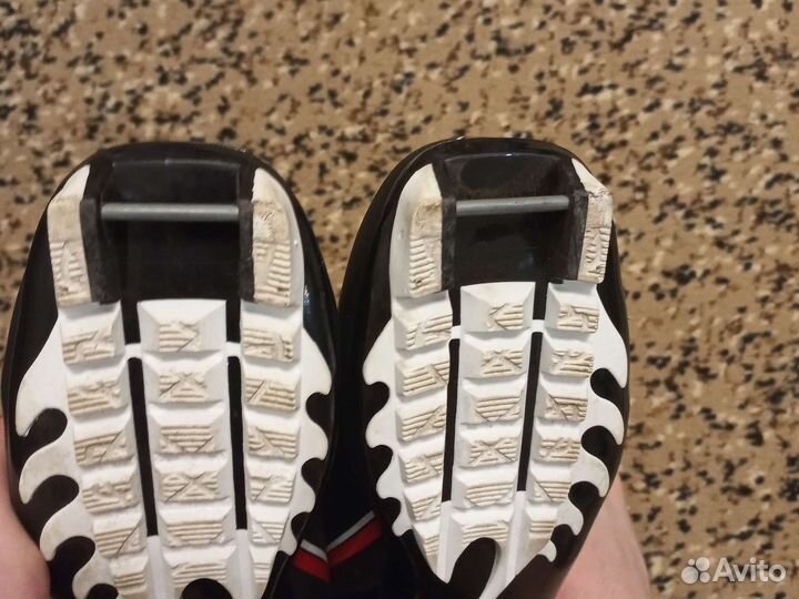 Лыжные ботинки классические rossignol