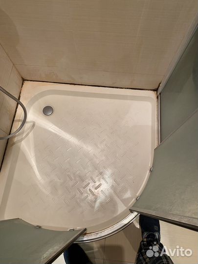 Душевой уголок с поддоном 100х100