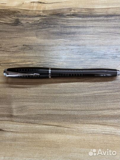 Перьевая ручка Parker Urban Premium