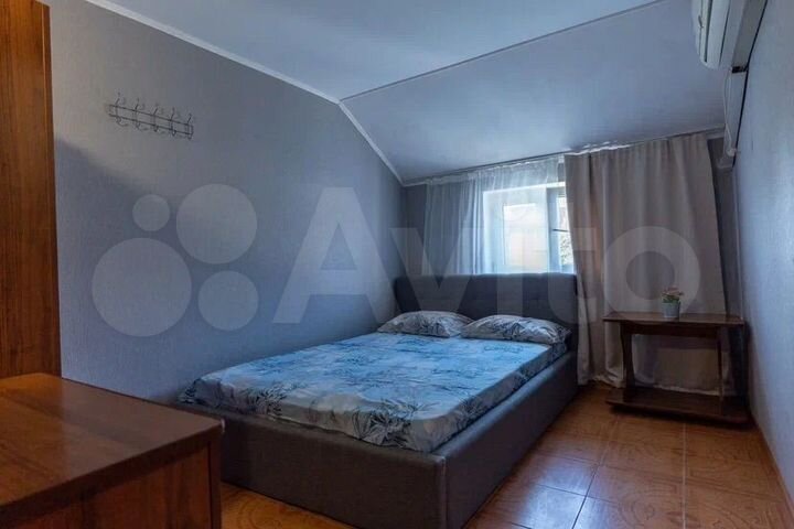 Комната 20 м² в 6-к., 1/2 эт.