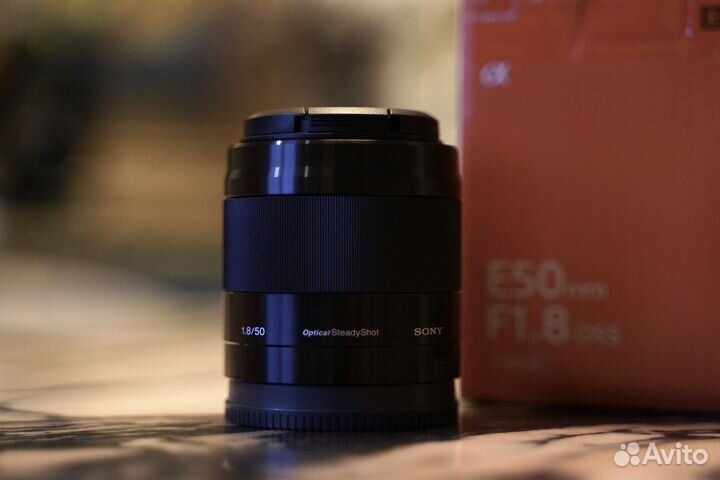 Объектив Sony e 50mm F1.8 OSS