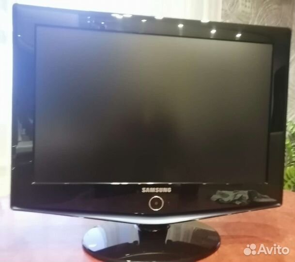 Телевизор samsung 19'