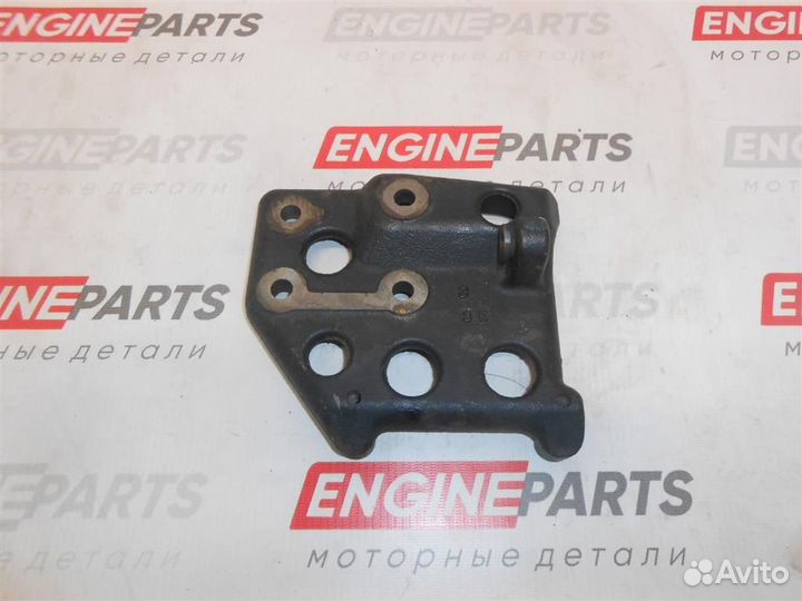 Кронштейн кондиционера Mazda Demio DW5W(99-02)