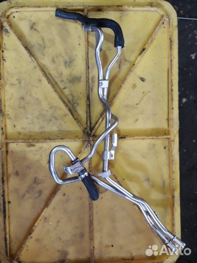 Трубка топливная Mercedes C-Class S 204 2.2 OM651