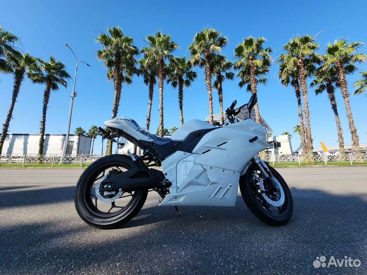 Электромотоцикл Ducati Panigale 8000W 120Ah