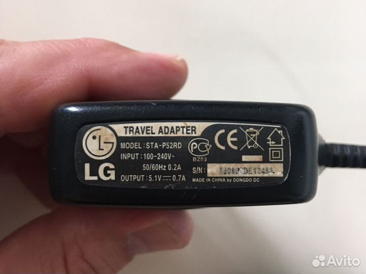 Зарядное устройство для телефона LG
