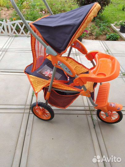Коляска для кукол