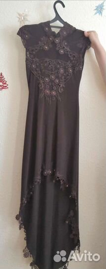 Вечернее платье