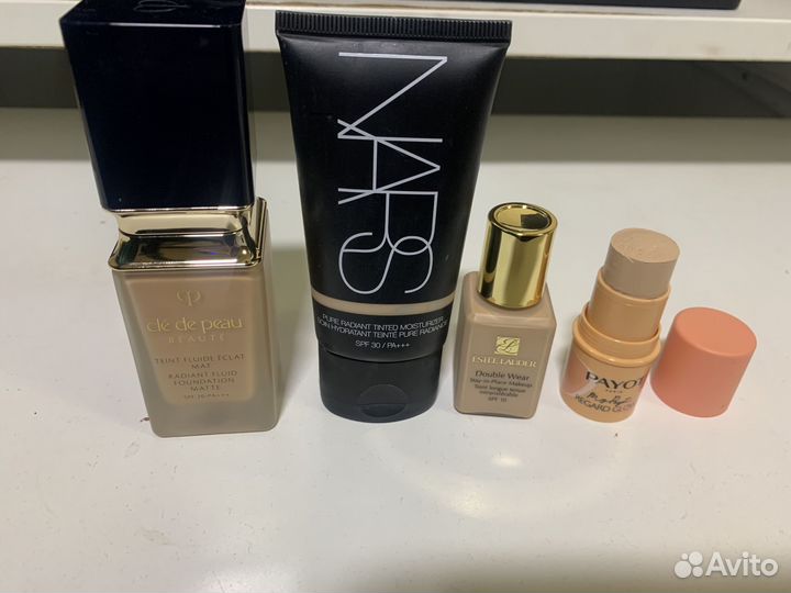 Тональный крем Nars Cle de peau Estée Lauder