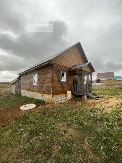 Дом 100 м² на участке 10 сот.