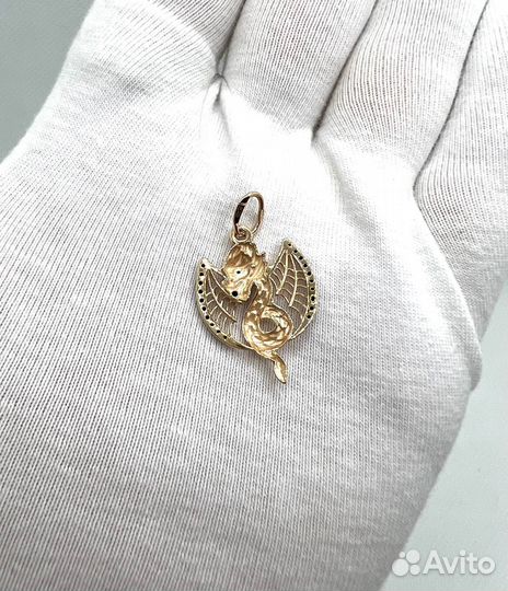 Золотая подвеска дракон