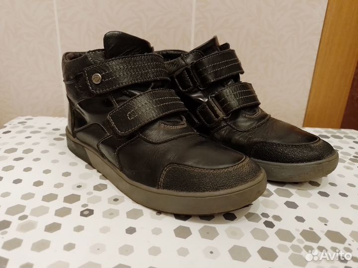 Ботинки для мальчика осень