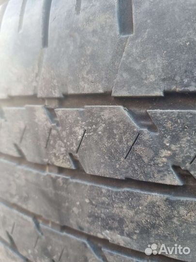 Bridgestone Dueler H/T D684 II 275/50 R22