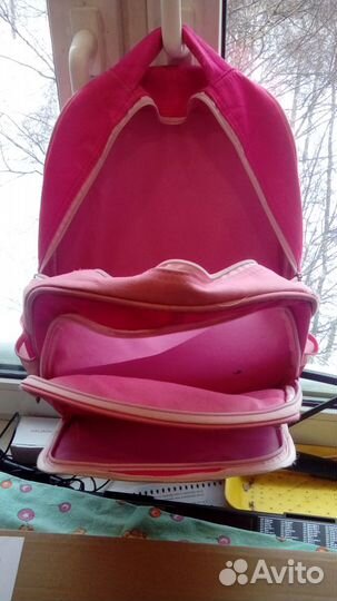 Три школьных рюкзака для девочек