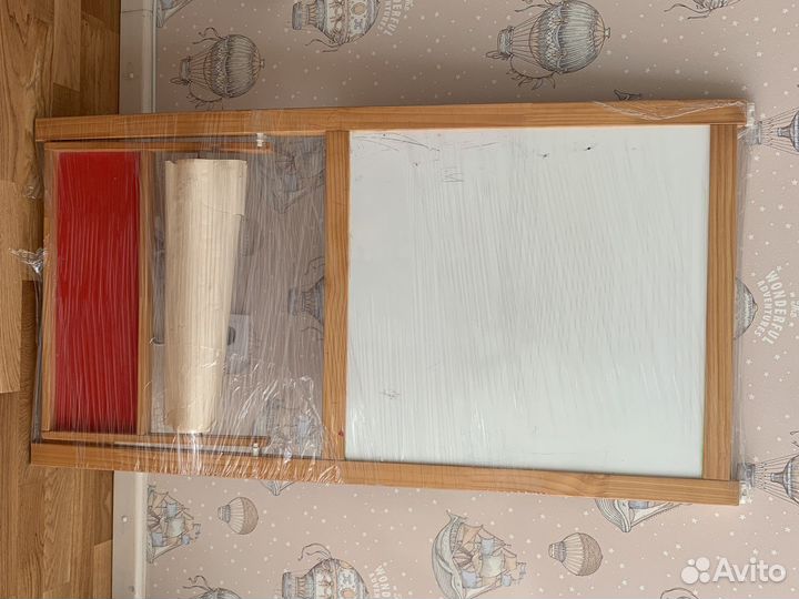Мольберт ikea, в хорошем состоянии с бумагой