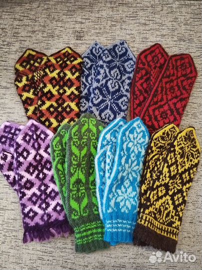Варежки вязаные ручной работы
