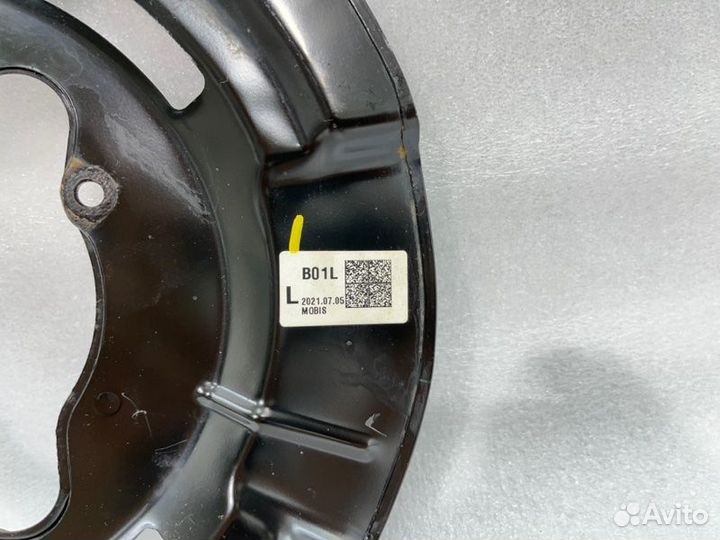 Пыльник тормозного диска передний левый Kia Cerato